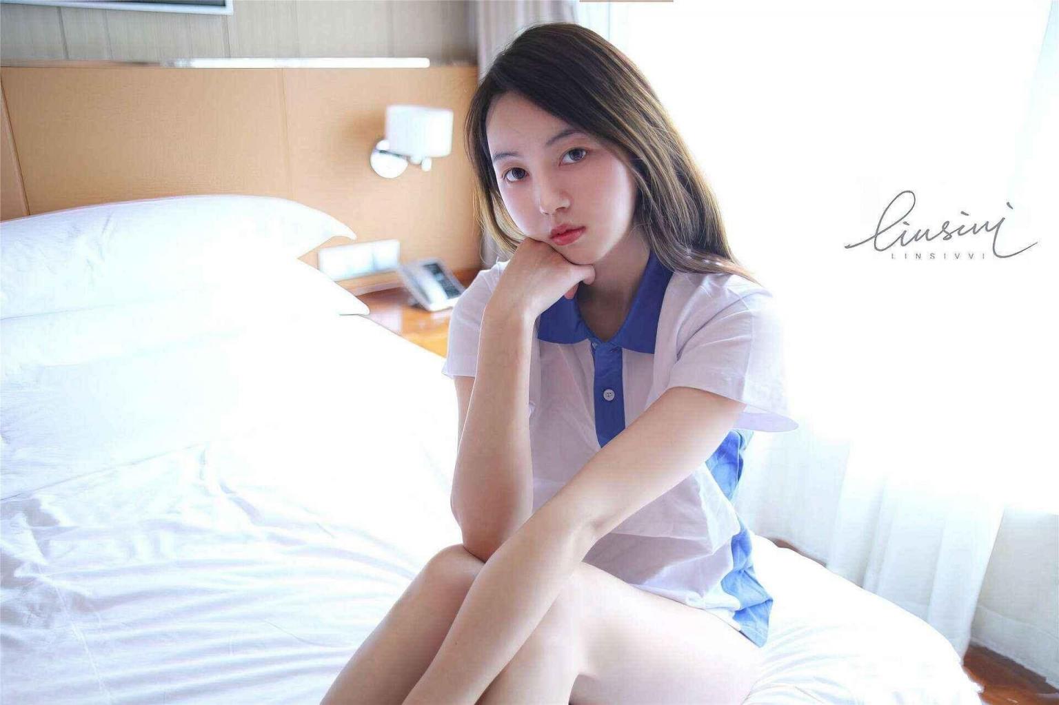 鹿鹿_大尺度露点流出