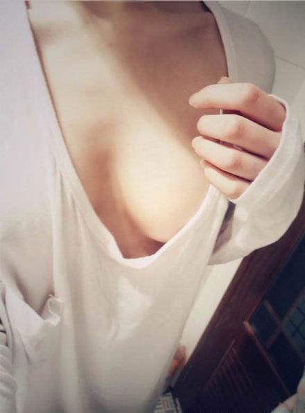 珍藏级美胸，看美胸即有美好心情